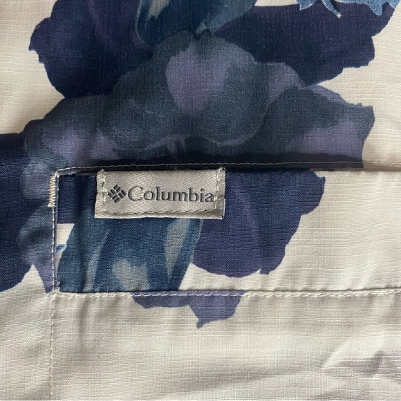 Columbia Men's Omni-Wick White Hawaiian Short Sleeve Shirt Blue & Red Floral XL - Picture 3 of 8